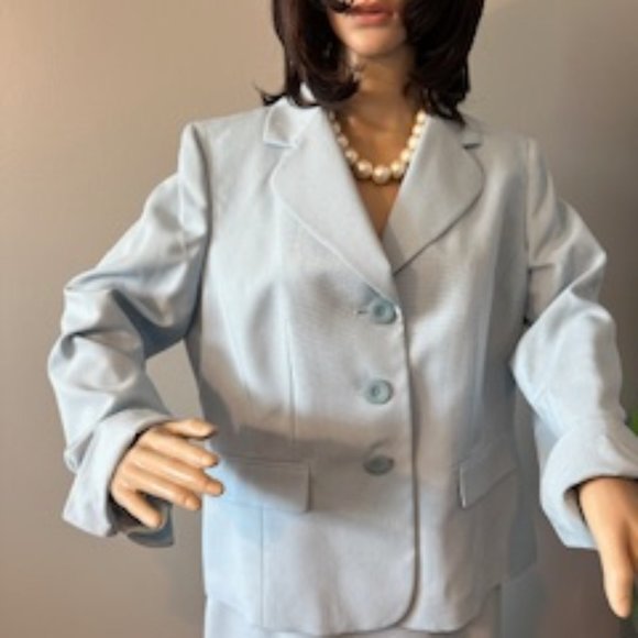 Le Suit Powder Blue Skirt Suit - Picture 2 of 11